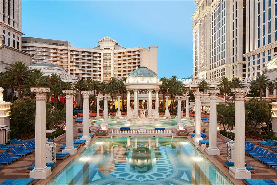 which vegas casinos are owned by caesars